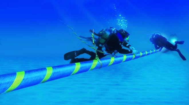 Sorrento, convenzione del Comune con Terna per l’illuminazione pubblica. La società impegnata nei lavori di collegamento elettrico con Capri