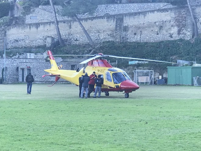 Piazzola senza luci stop eliambulanza da Capri, i pazienti presi solo via mare