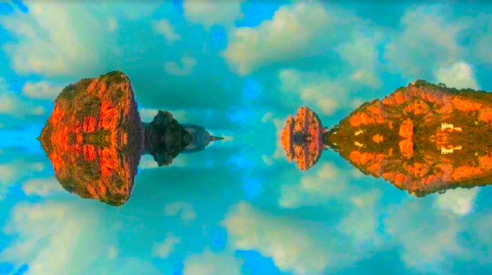 Capri Wave – Winter Arts Festival: “Pink City” di Franz Cerami, la magia dell’installazione digitale