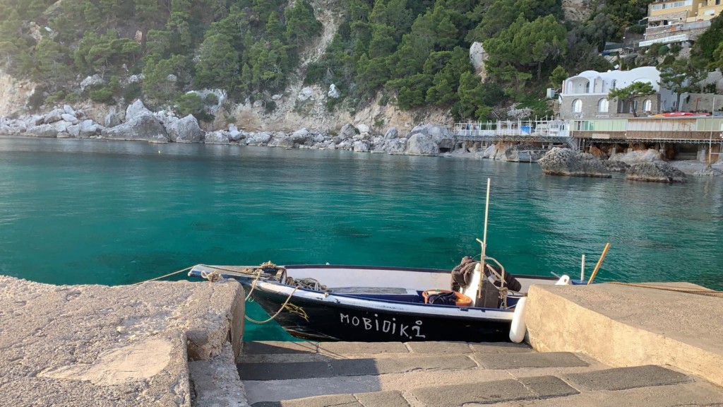 Pescatore di Maiori disperso in mare, trovato dopo 4 giorni a Capri