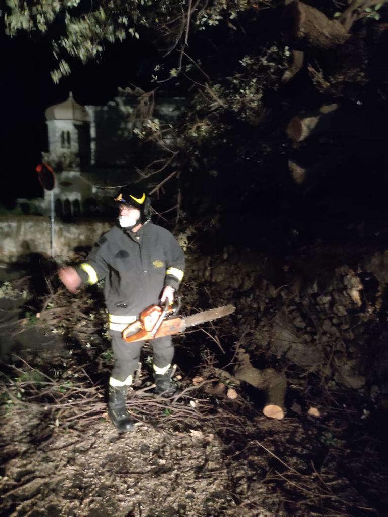 Bufera su Capri, manca l’energia elettrica in alcune zone di Capri ed Anacapri