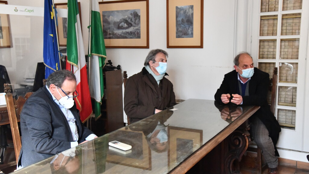 Capri: serv.TGR. Ass. Casucci incontra le istituzioni e  imprenditori turistici. (Video)