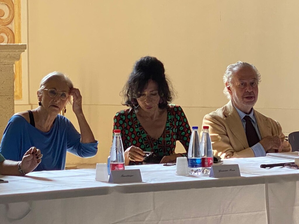 Alla Certosa di San Giacomo consegnato il premio Malaparte alla scrittrice Yasmina Reza