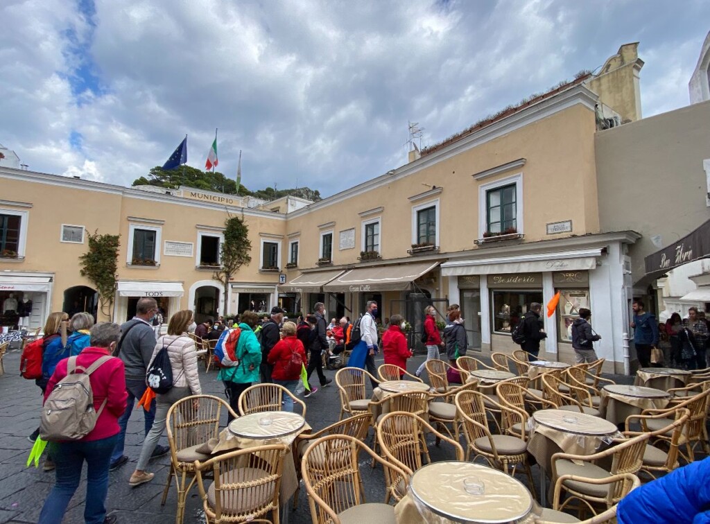Ognissanti: a Capri si risveglia la piazzetta