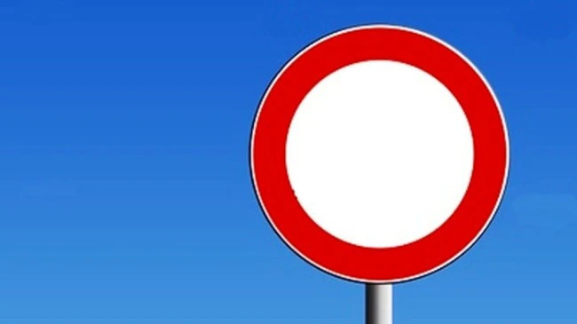 Frana su via Castiglione, il sindaco ne ordina la chiusura fino all’incrocio con via Castello