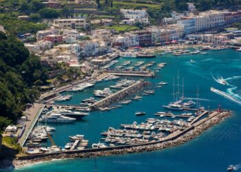 “Parentopoli” al porto tre condanne a Capri