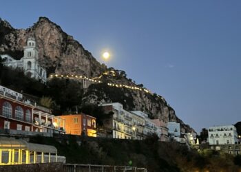 Capri Press, la foto del giorno by G. Rosato, ore 6.30, 7 Feb 2023