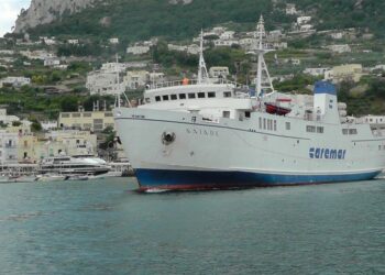 Regione Campania: si avvia al ripristino delle corse notturne per Capri