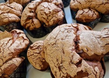 SI avvicina Pasqua: rispolveriamo la colomba caprese e delle isole minori
