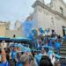 Anche Capri vuole festeggiare lo scudetto del Napoli: flashmob in Piazzetta (Photogallery)