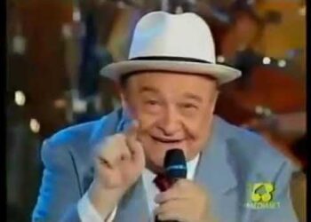  Mr SCAPRICCIATIELLO: Tributo ai 100 anni di AURELIO FIERRO, 17 aprile 2023 ore 21,00 al TEATRO ACACIA