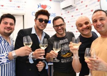 Calamore, opening e cin cin in Piazzetta al tramonto con Stash e Manuel D’Alessandro (Photogallery)