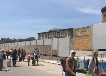 In arrivo l’estate, problemi da risolvere nei porti di Capri e Napoli