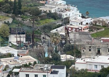Guasto sugli impianti di distribuzione, parte di Capri senza luce da ieri sera