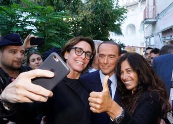 Berlusconi e l’arte di piacere. Quella volta a Capri…