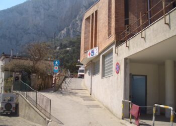 Il caso ospedale Capilupi di Capri e le condizioni dei presidi sanitari delle isole finiscono in consiglio regionale.