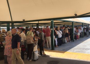 “No al luna park Capri”, adottare il “Modello Sardegna”