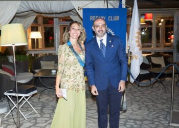 Passaggio delle consegne al Rotary di Capri: Maria Teresa Stile subentra a Nicola Ruocco