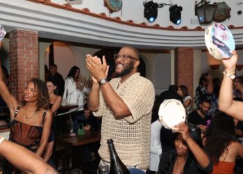 Tyler Perry in pole position alla Taverna Anema e Core (Foto e Video)