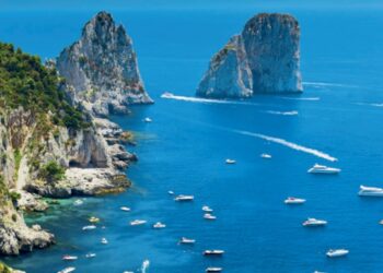Capri guida la top destinations list italiana, americani primi per presenze e acquisti