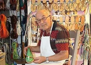 La scomparsa e la vita di Salvatore Pandolfi, tra gli ultimi veri artigiani capresi, nel ricordo accorato di un suo giovane allievo