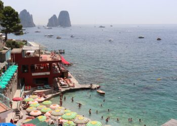 Ritrovato tender di lusso smarrito a Capri, Tar: il Comune si costituisce in giudizio