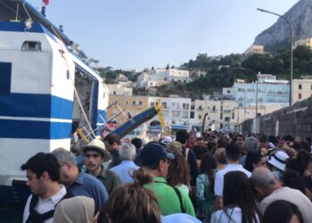 “Salviamo Capri”, l’appello firmato da duemila persone