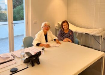 Lilt, ottobre mese della prevenzione anti tumore a Capri. Nella foto la dottoressa Annamaria Cerrotta dell’istituto dei tumori di Milano con la socia onoraria LILT Anna Lembo (Gallery)