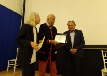 Presentata la collezione di dipinti donati dall’artista Ella Vinke Kinght alla Città di Capri