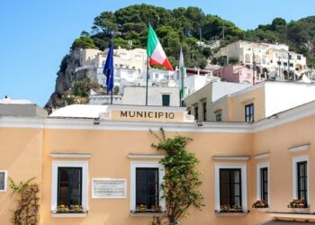 Tangenti al Comune di Capri, l’ingegnere Della Rocca: «Nel tritacarne da innocente, la verità ha trionfato»