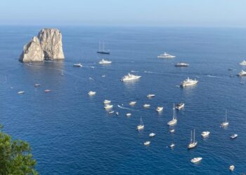 Federalberghi Capri dice sì all’area marina protetta