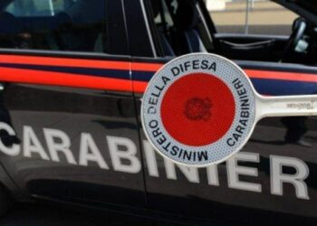 Capri, spacciatrice arrestata al porto con la droga