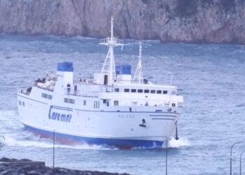 Mare grosso, collegamenti quasi interrotti con Capri