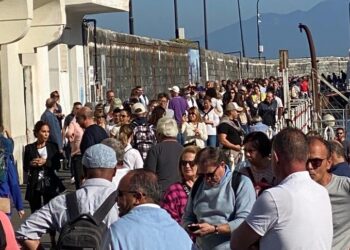 No ai giganti del mare, appello di Federalberghi Capri