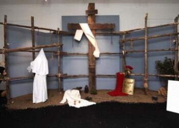 Sorrento, inaugurata a Villa Fiorentino la mostra «Venerdì Santo»