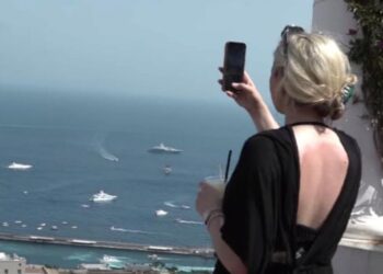 Un consiglio comunale di Capri dedicato al turismo e l’istituzione di una consulta permanente
