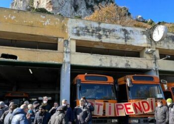 Capri, sciopero autisti Atc: l’isola resta senza autobus