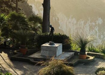 Ápeiron: Apertura Villa Lysis 2024