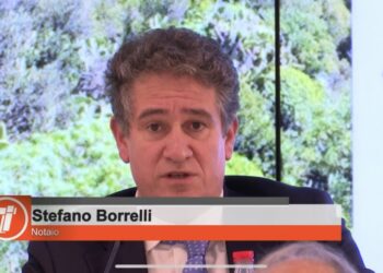 Convegno di Capri su Abusivismo edilizio, condono e silenzio assenso, intervento del notaio Stefano Borrelli: “L’immobile può essere comprato, ma resta sempre abusivo” (Video)