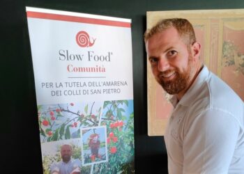 A marzo “Primavera nel piatto” con i fiori edibili e la degustazione dell’Antico Casale dei Colli