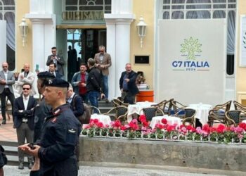 G7, Forze dell'ordine, pizzetta quisisana. di G. Rosato