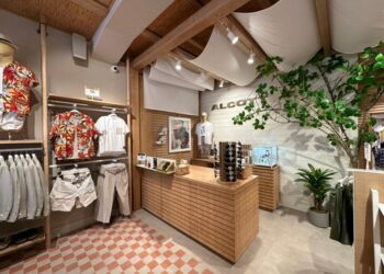 Alcott inaugura lo store di Anacapri