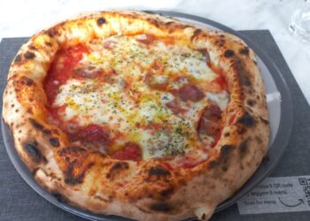 “Pepe in Grani” tra sfogliatella fritta e nuova apertura