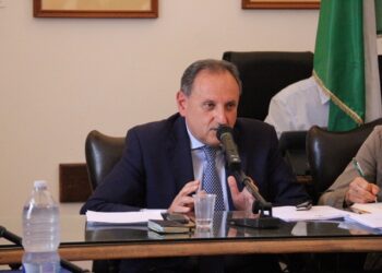A Capri in consiglio comunale piscina, impianto polifunzionale e le nuove tariffe Tari