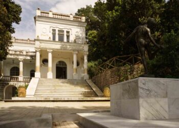 Ápeiron presenta il concerto Ovunque Donna, Villa Lysis domenica 19 maggio ore 18.00