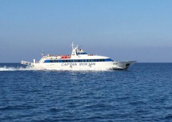 Ischia. Capitan Morgan: guasto a largo e salta la corsa per Capri