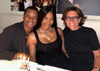 Ciara e Russell si deliziano con i sapori di Mia Tuffi mozzafiato per Mary, nuova venere nera