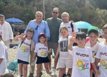 Capri, i bambini dell’Istituto Bartolo Longo di Pompei in barca