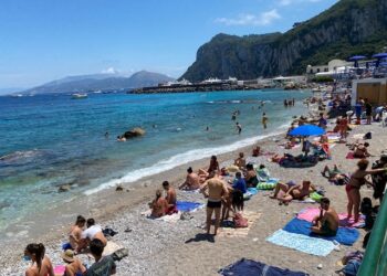 A Capri da lunedì al via il servizio di baywatch sulle spiagge di Marina Grande e Marina Piccola