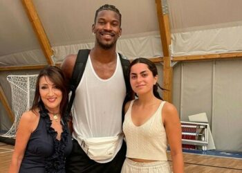 Jimmy Butler a Capri, relax e basket con il team della Blue Lizard (Gallery)